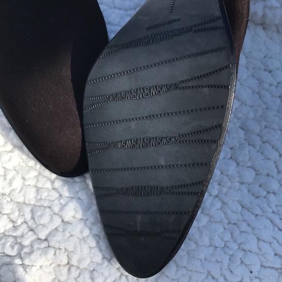 Stuart Weitzman Cocoa Suede Ankle Boots - Picture 5 of 8